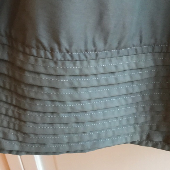 Tevelio grey formal dress fit and flare size 4 - Picture 3 of 5